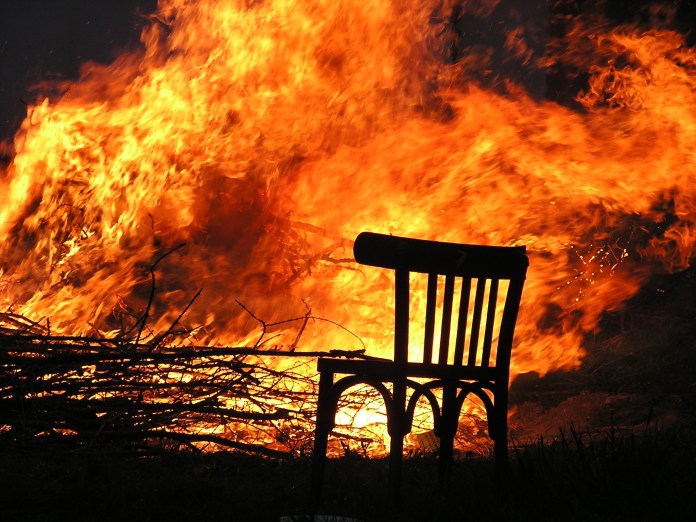 MaxPixel.freegreatpicture.com-Wood-Fire-Burn-Fire-Chair-Flame-175966.jpg